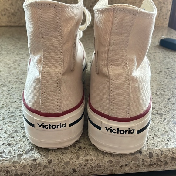 Victoria - Size 39 - cream/pale pink platform high tops - Picture 4 of 6
